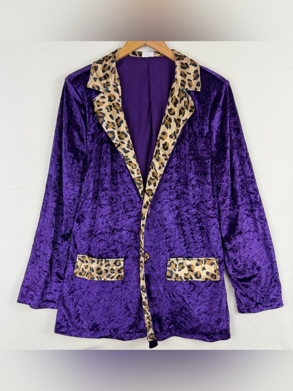 Spirit Halloween Adult Pimp Costume Men’s Large Suit Hat Jewelry Purple Velvet - Picture 5 of 11